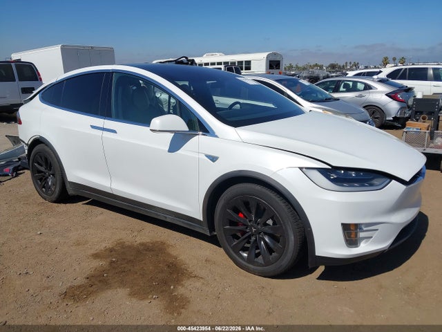 2016 TESLA MODEL X - 1
