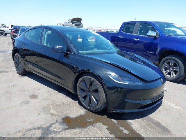 2026 TESLA MODEL 3 - 1