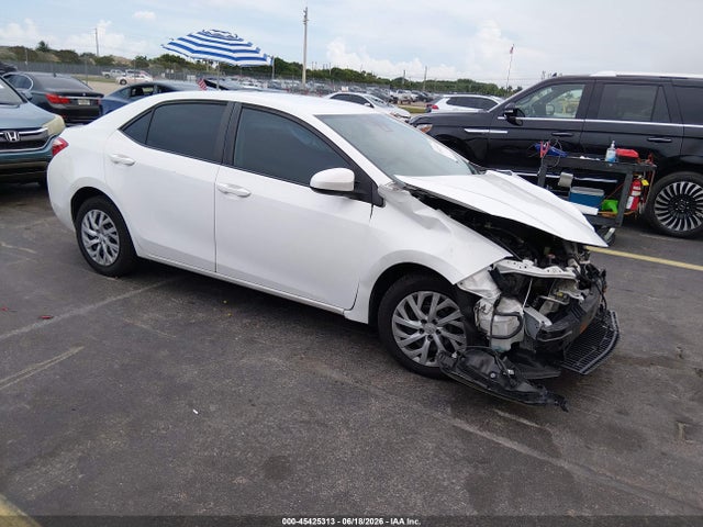 2019 TOYOTA COROLLA LE - 1
