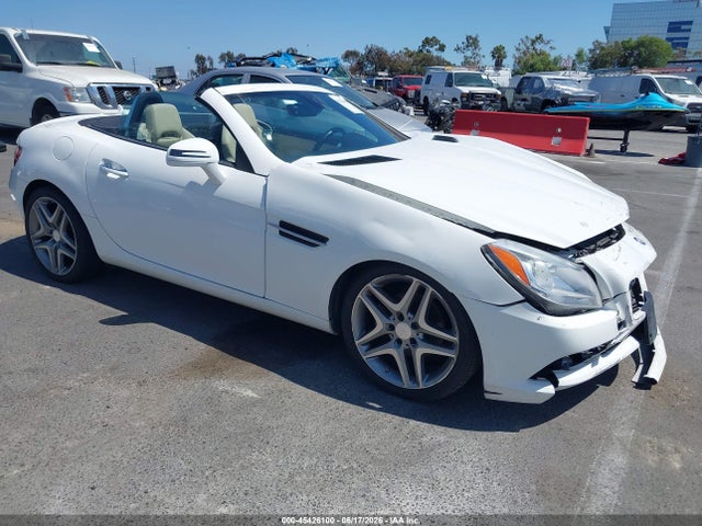 2015 MERCEDES-BENZ SLK 250 - 1