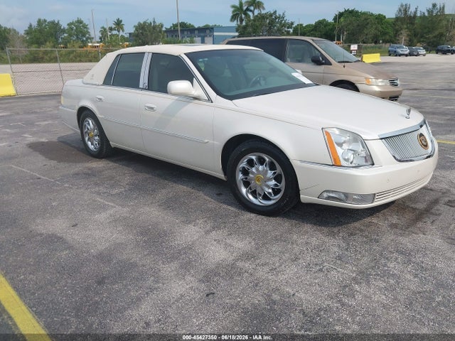 2011 CADILLAC DTS PREMIUM - 1