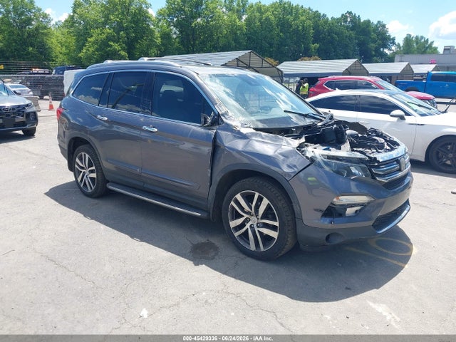 2017 HONDA PILOT TOURING - 1
