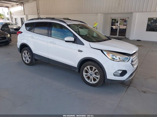 2019 FORD ESCAPE SE - 1