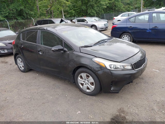 2017 KIA FORTE LX - 1