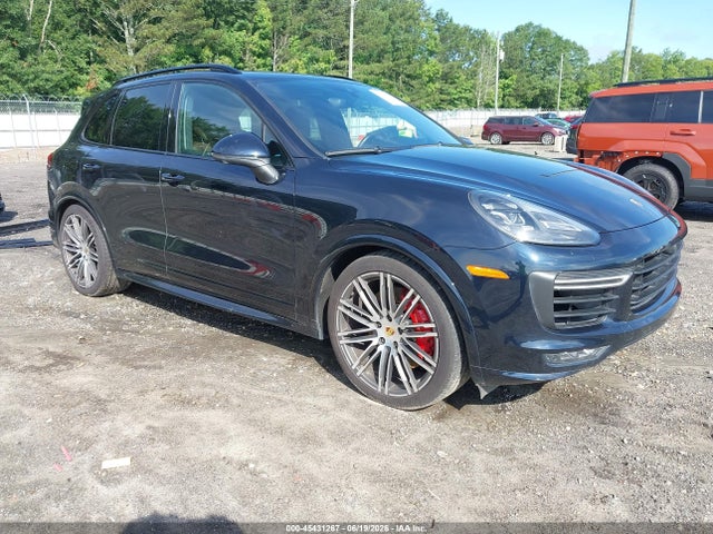 2017 PORSCHE CAYENNE GTS - 1