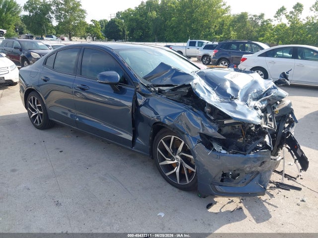 2020 VOLVO S60 T6 - 1