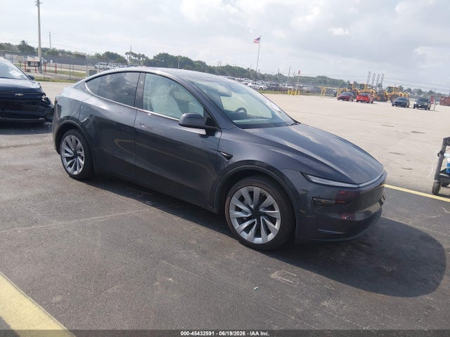 2026 TESLA MODEL Y - 1