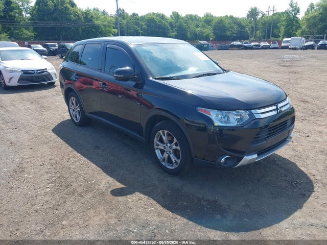 2015 MITSUBISHI OUTLANDER SE - 1