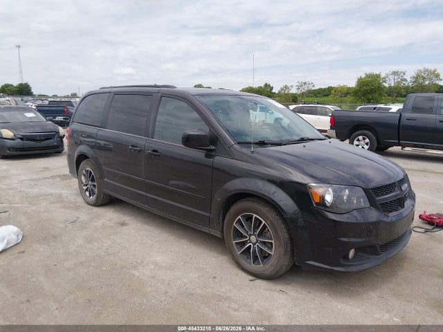 2016 DODGE GRAND CARAVAN R/T - 1
