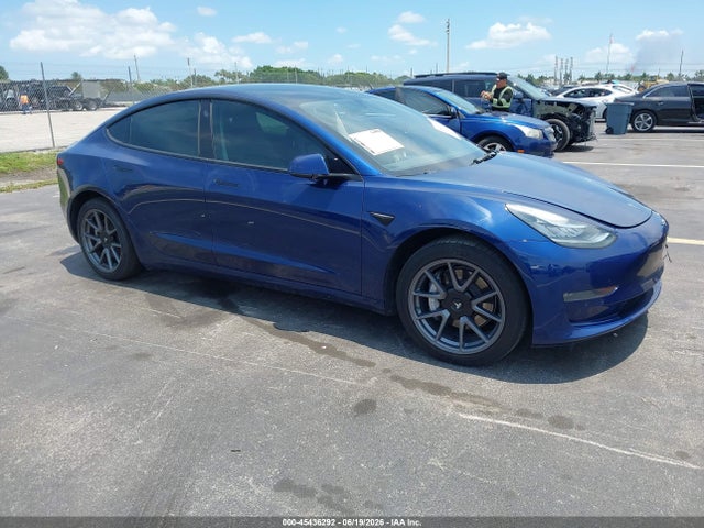 2022 TESLA MODEL 3 - 1