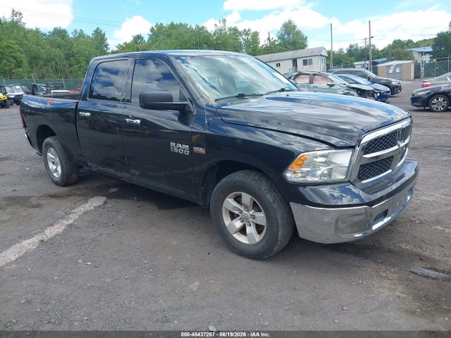 2017 RAM 1500 SLT - 1