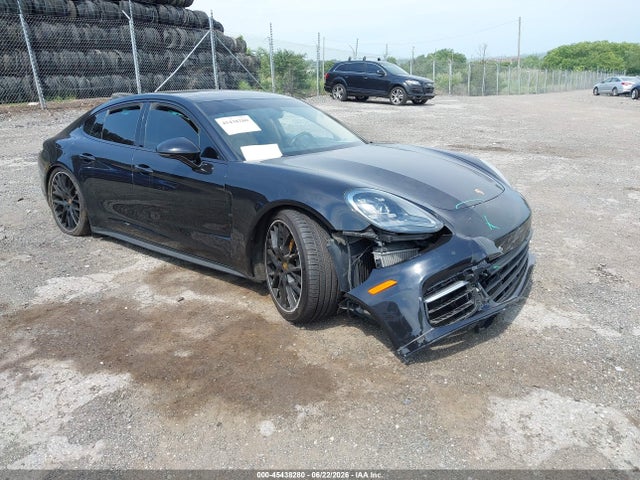 2018 PORSCHE PANAMERA 4S - 1