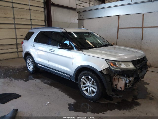 2017 FORD EXPLORER XLT - 1