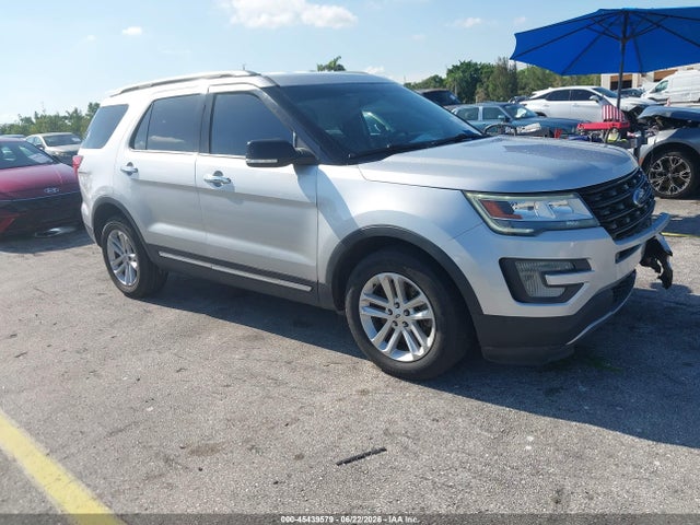 2017 FORD EXPLORER XLT - 1