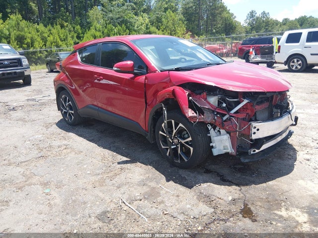 2021 TOYOTA C-HR XLE - 1