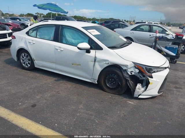 2024 TOYOTA COROLLA LE - 1