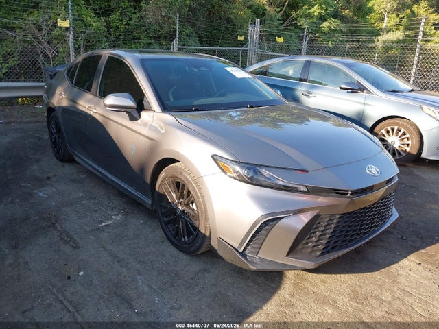 2025 TOYOTA CAMRY SE - 1