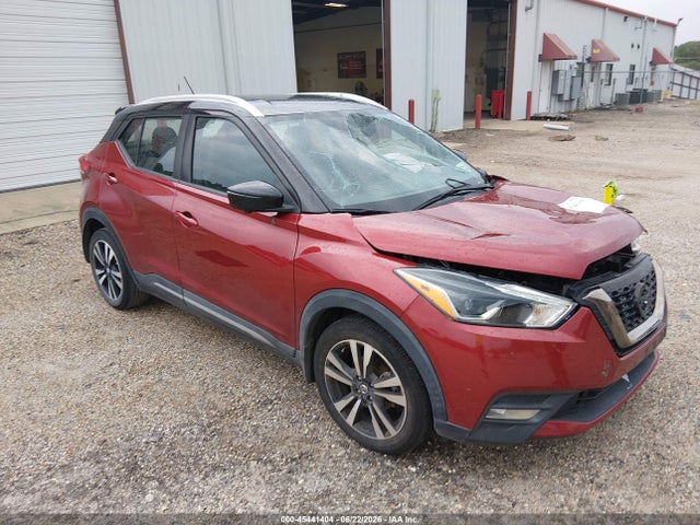 2019 NISSAN KICKS SR - 1