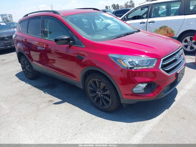 2017 FORD ESCAPE SE - 1