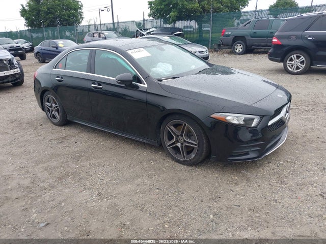 2022 MERCEDES-BENZ A 220 4MATIC - 1