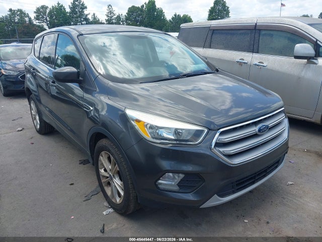 2017 FORD ESCAPE SE - 1