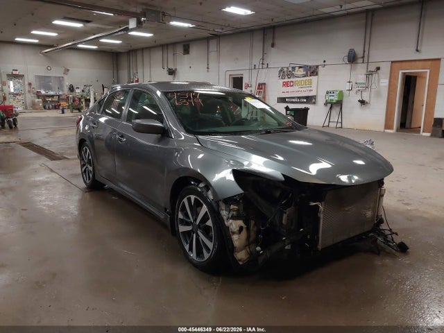 2017 NISSAN ALTIMA 2.5 SR - 1