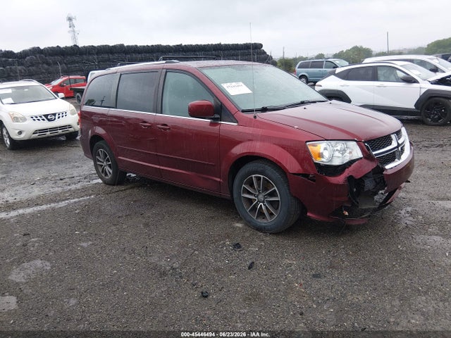 2017 DODGE GRAND CARAVAN SXT - 1