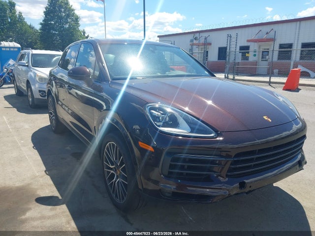 2023 PORSCHE CAYENNE PLATINUM - 1