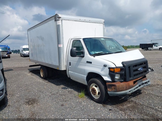 2017 FORD E-350 CUTAWAY - 1