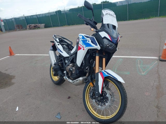 2026 HONDA CRF1000 D - 1