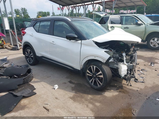 2019 NISSAN KICKS SR - 1