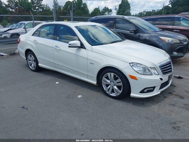 2011 MERCEDES-BENZ E 350 - 1