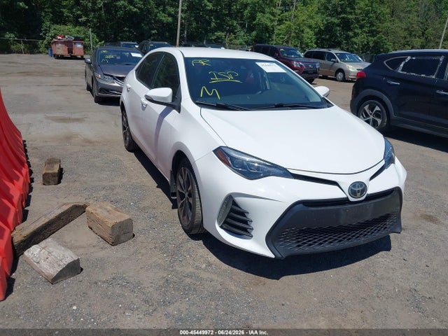 2017 TOYOTA COROLLA SE - 1