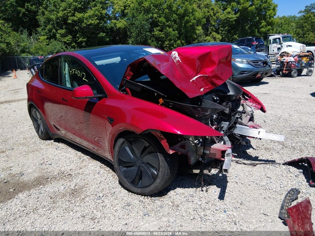 2026 TESLA MODEL Y - 1