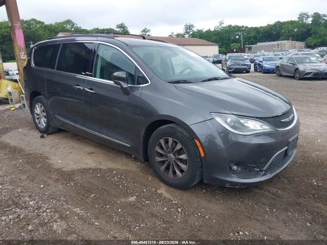 2017 CHRYSLER PACIFICA TOURING-L - 1