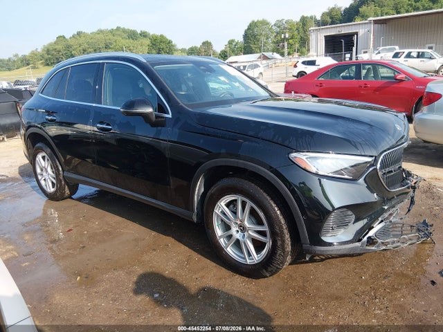 2023 MERCEDES-BENZ GLC 300 4MATIC SUV - 1