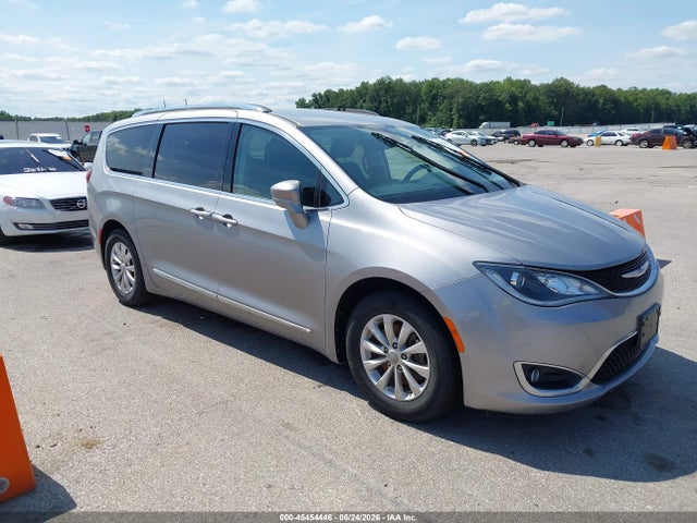 2018 CHRYSLER PACIFICA TOURING L - 1