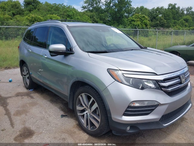 2017 HONDA PILOT TOURING - 1