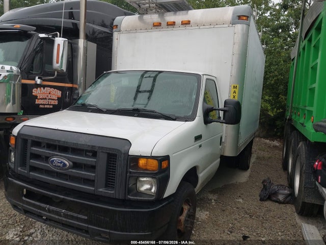 2016 FORD E-350 CUTAWAY - 1