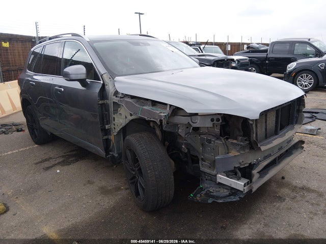 2016 VOLVO XC90 T5 - 1