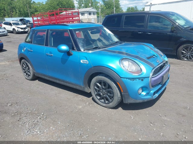 2016 MINI HARDTOP COOPER - 1
