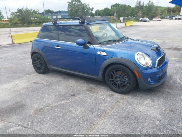 2013 MINI HARDTOP COOPER - 1