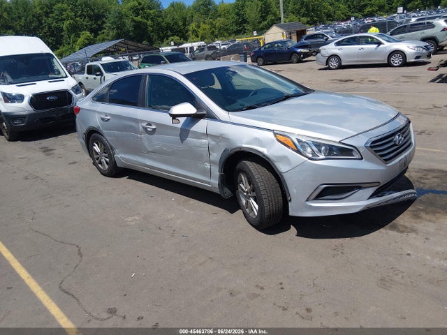 2017 HYUNDAI SONATA SE - 1