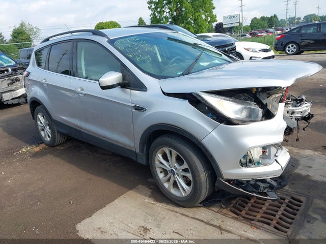 2018 FORD ESCAPE SE - 1