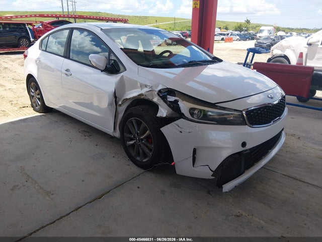 2017 KIA FORTE LX - 1