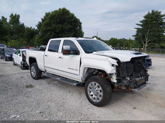 2017 GMC SIERRA 2500HD DENALI - 1
