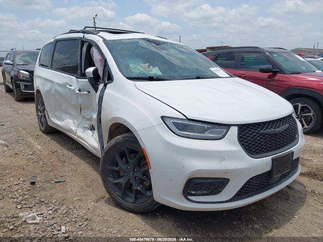 2023 CHRYSLER PACIFICA TOURING - 1