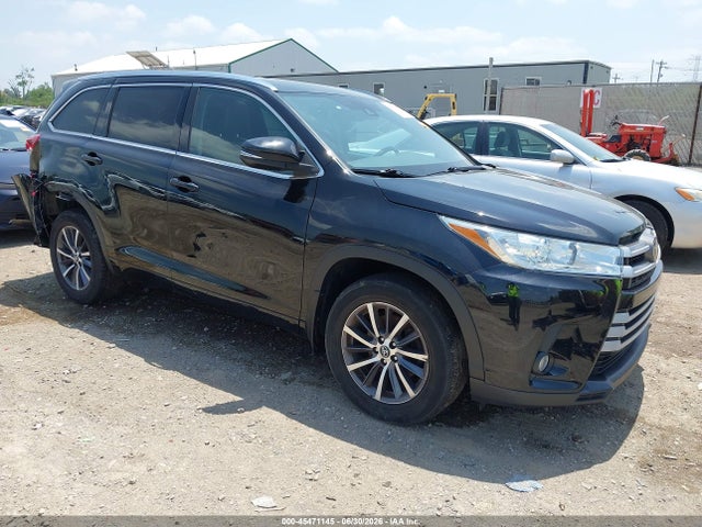 2018 TOYOTA HIGHLANDER XLE - 1