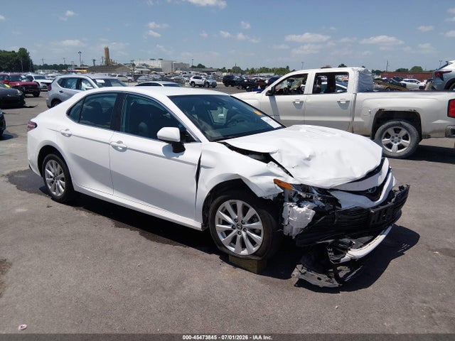 2020 TOYOTA CAMRY LE - 1
