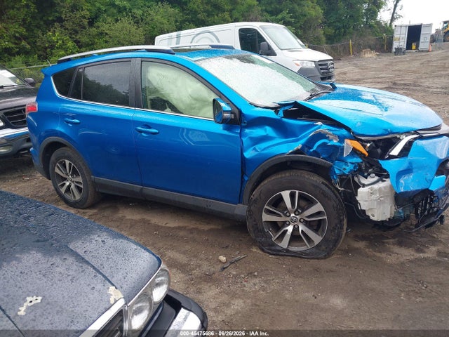 2017 TOYOTA RAV4 XLE - 1